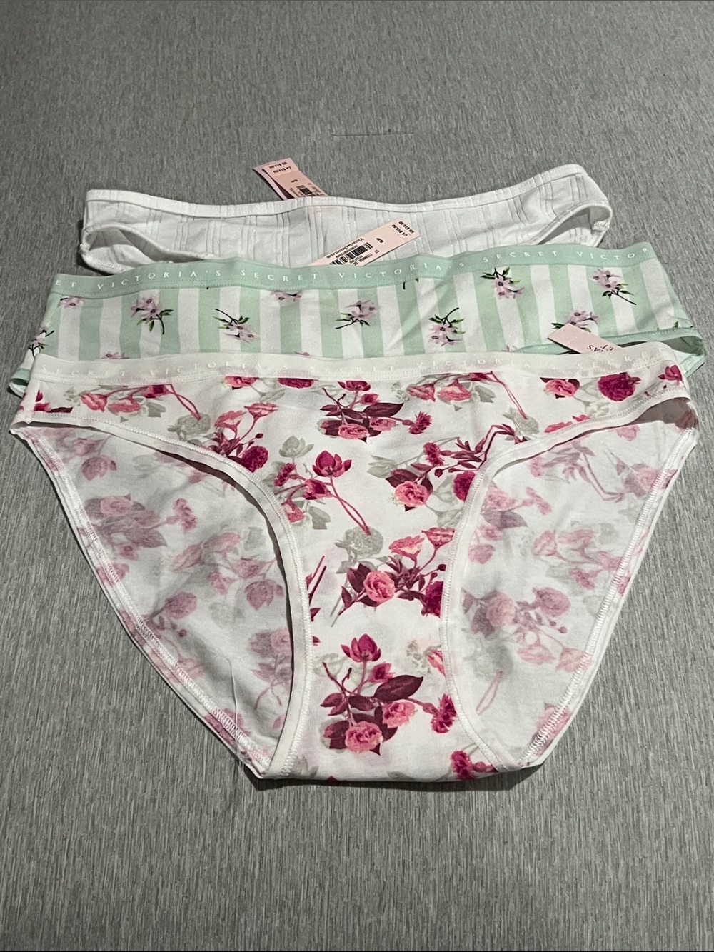 Victoria’s Secret Panty Bundle Size S